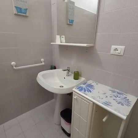 Sam's Getaway Apartment